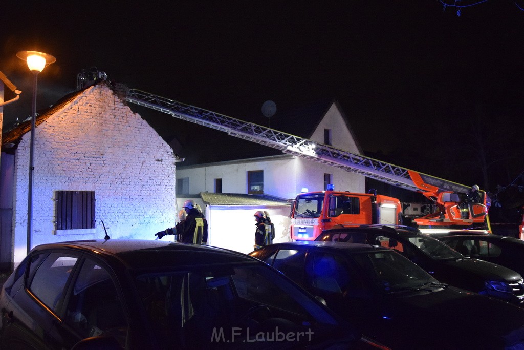 Feuer 2 Koeln Porz Langel Hinter der Kirche P041.JPG - Miklos Laubert